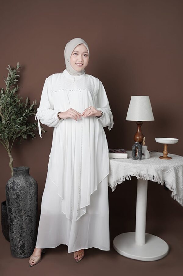 Gamis Muslimah Ceruty Brookat Layali - Gambar 3