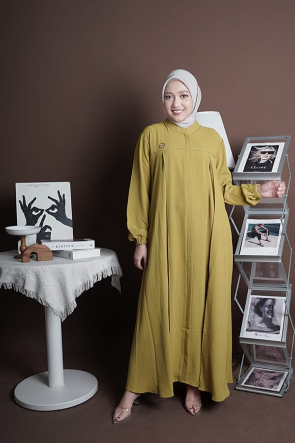 Gamis Muslimah Crinkle Aira - Gambar 3