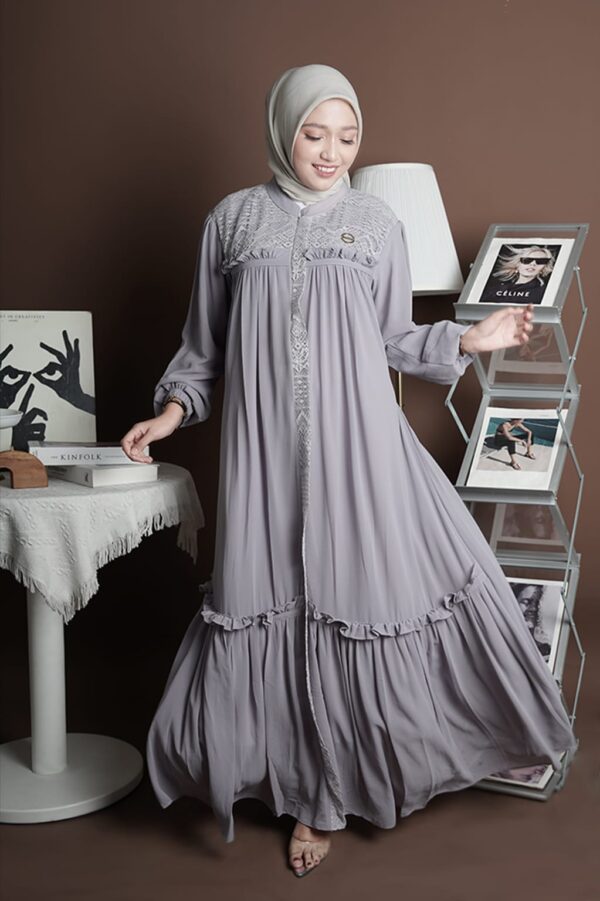 Gamis Muslimah Ceruty Brookat Aleyra - Gambar 3
