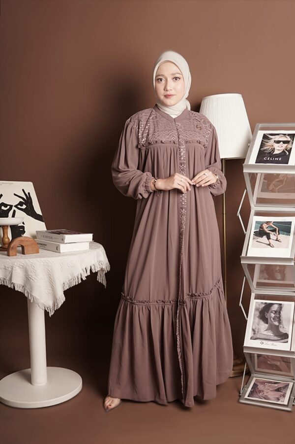 Gamis Muslimah Ceruty Brookat Aleyra - Gambar 7